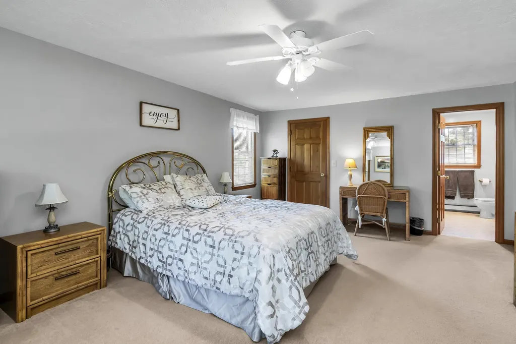 11 Nutfield Drive Londonderry NH 03053