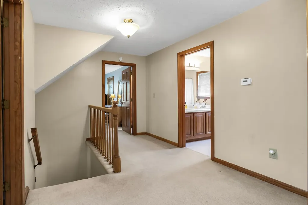 11 Nutfield Drive Londonderry NH 03053