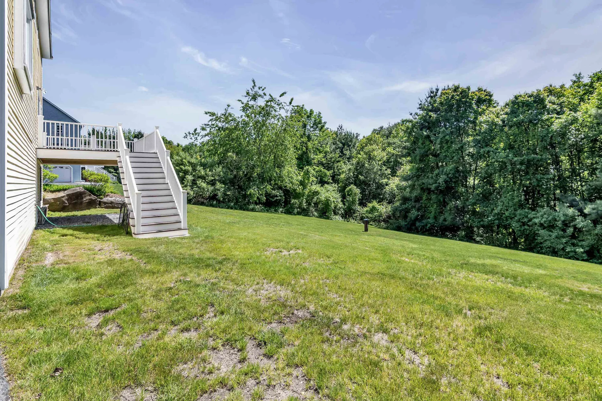 11 Nutfield Drive Londonderry NH 03053