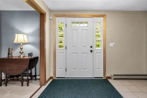 11 Nutfield Drive Londonderry NH 03053