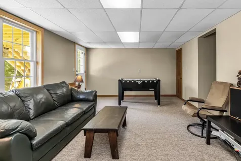 11 Nutfield Drive Londonderry NH 03053