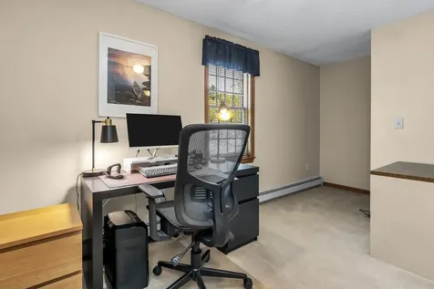 11 Nutfield Drive Londonderry NH 03053