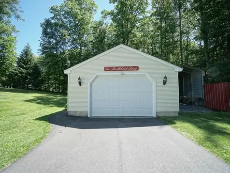 1 Marblehead Road Windham NH 03087