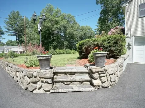 1 Marblehead Road Windham NH 03087