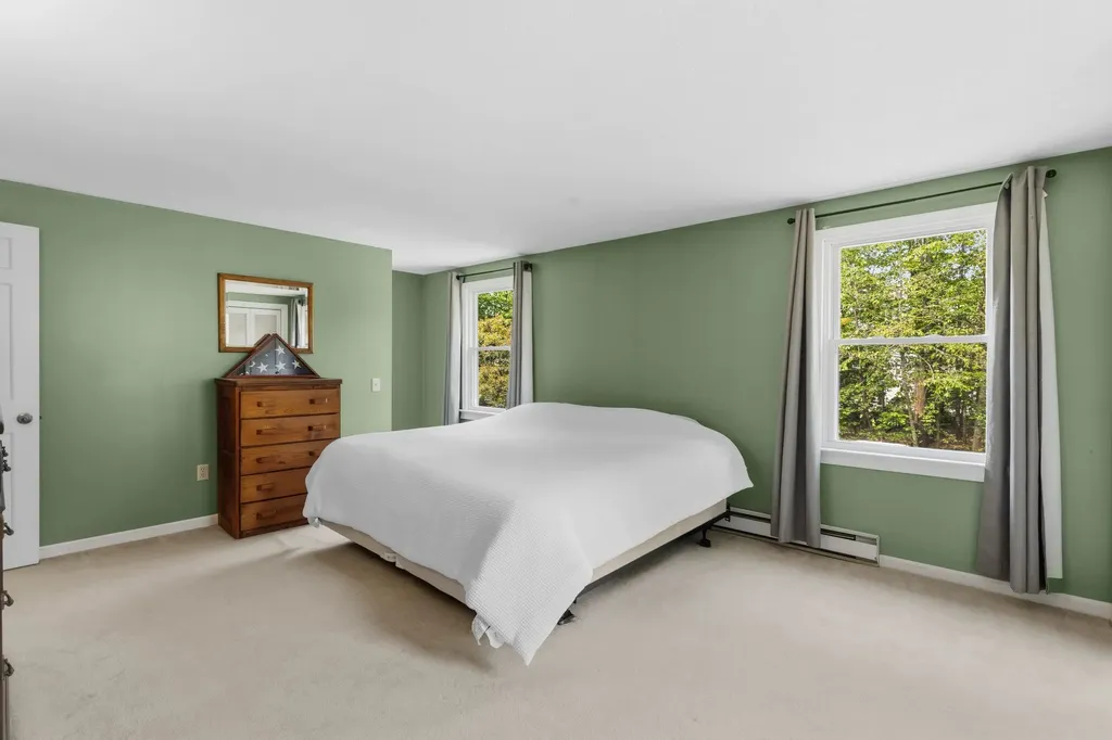 35 Eastern Avenue Barrington NH 03825