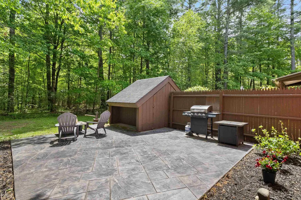 35 Eastern Avenue Barrington NH 03825