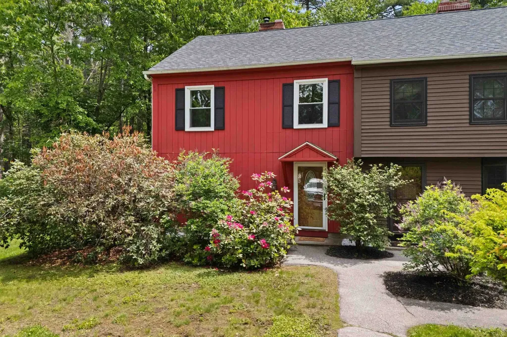 35 Eastern Avenue Barrington NH 03825