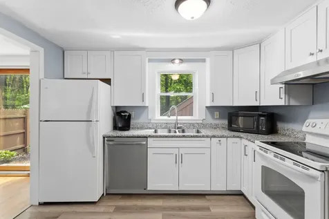 35 Eastern Avenue Barrington NH 03825