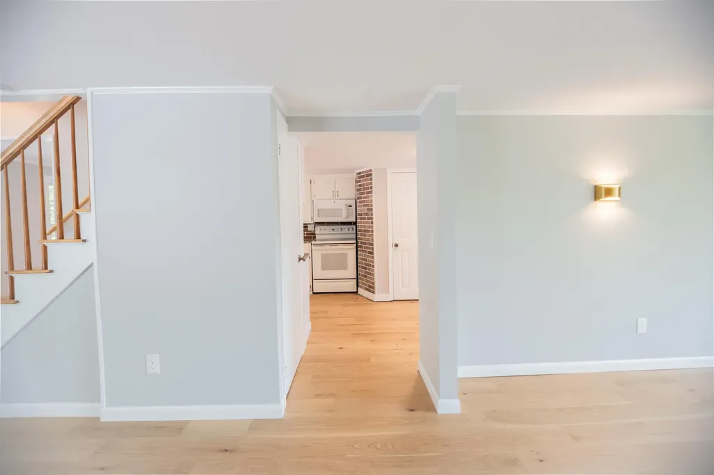 20 Shore Road Somersworth NH 03878