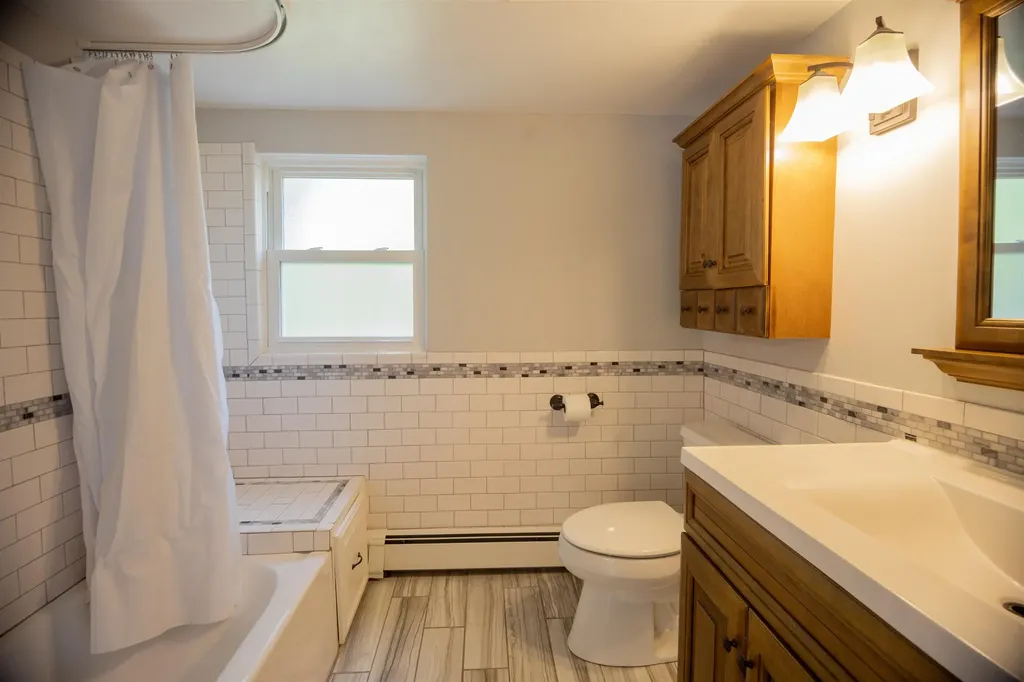 20 Shore Road Somersworth NH 03878