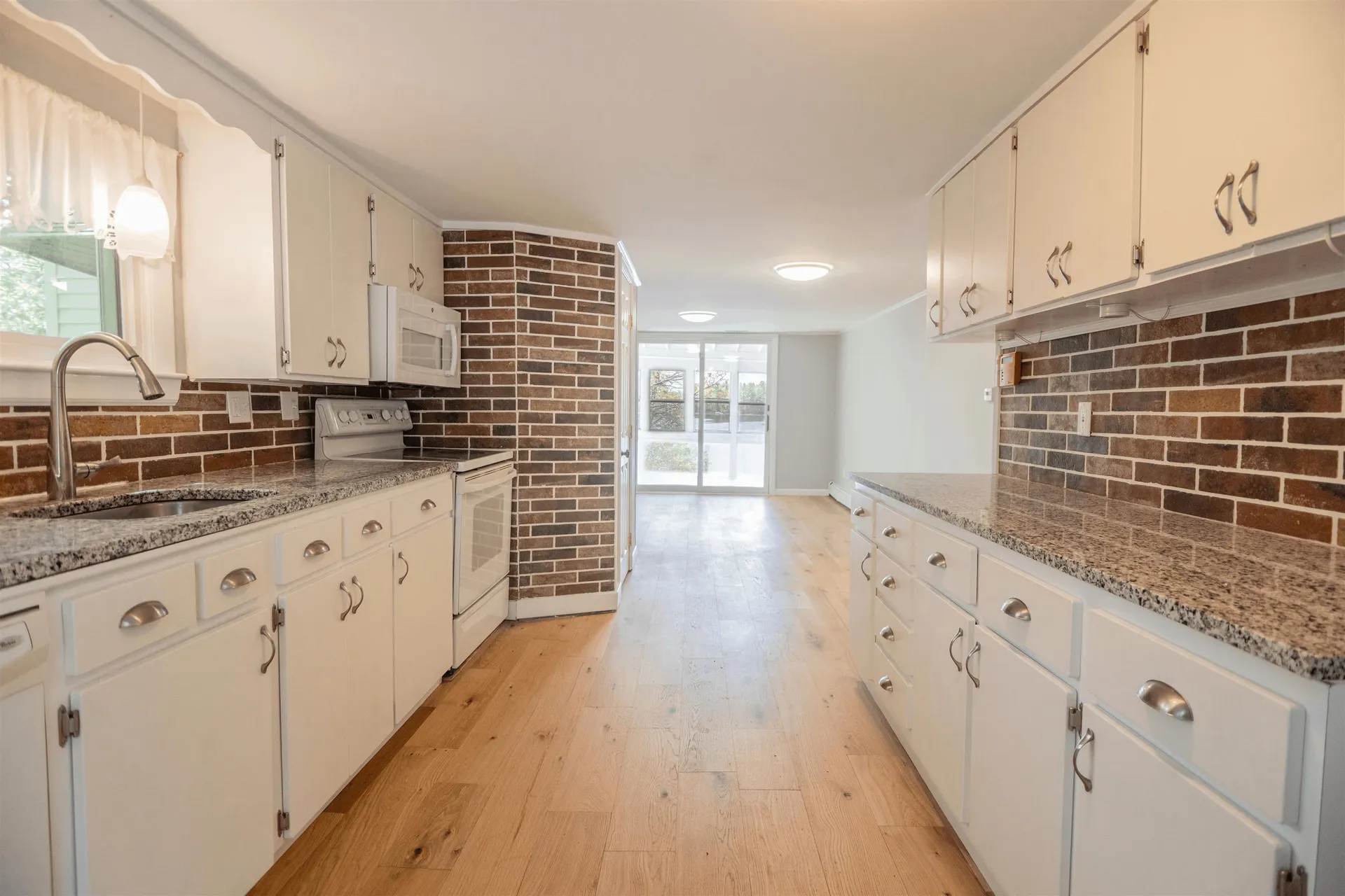 20 Shore Road Somersworth NH 03878