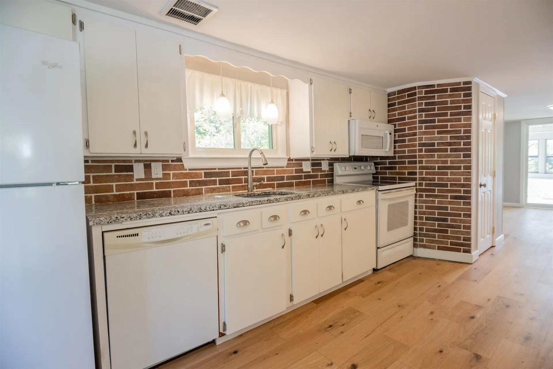 20 Shore Road Somersworth NH 03878