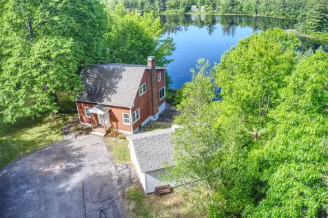 20 Shore Road Somersworth NH 03878