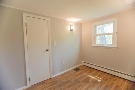 20 Shore Road Somersworth NH 03878