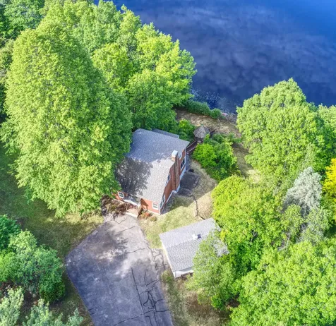 20 Shore Road Somersworth NH 03878