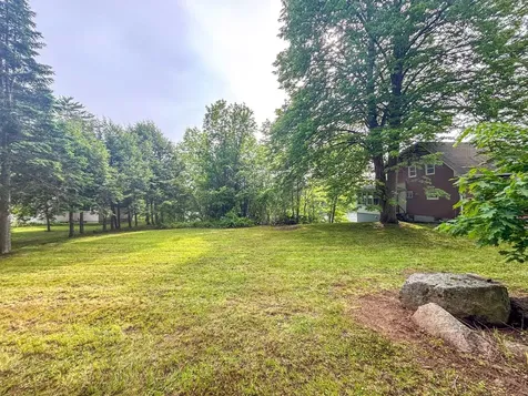 20 Shore Road Somersworth NH 03878