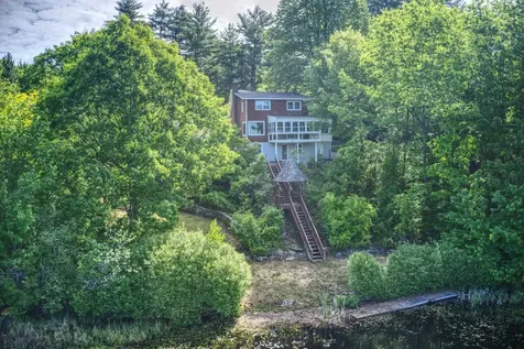 20 Shore Road Somersworth NH 03878