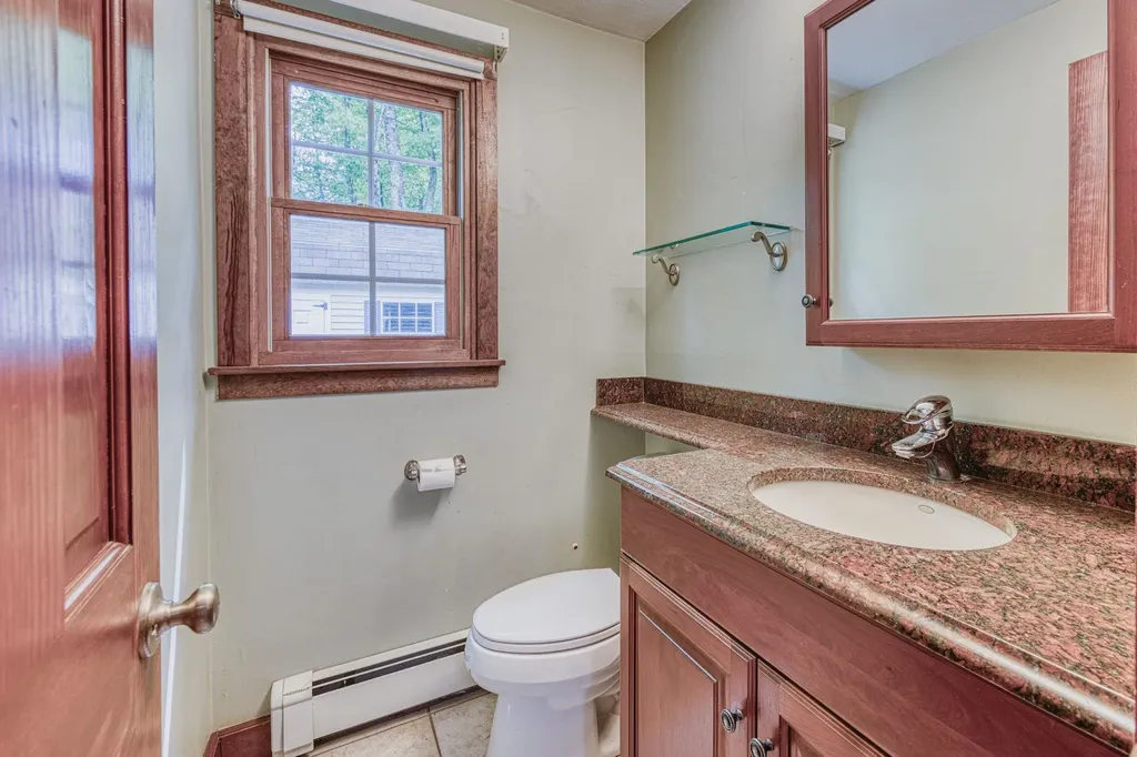 11 Brek Drive Merrimack NH 03054
