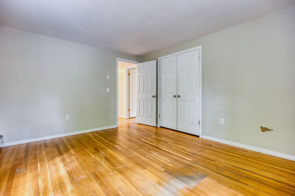11 Brek Drive Merrimack NH 03054