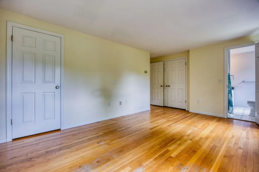 11 Brek Drive Merrimack NH 03054