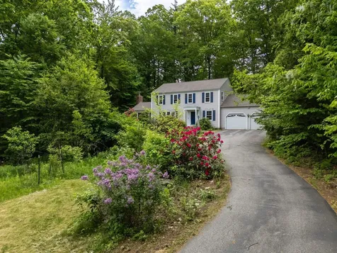 11 Brek Drive Merrimack NH 03054