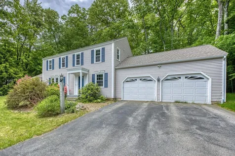 11 Brek Drive Merrimack NH 03054