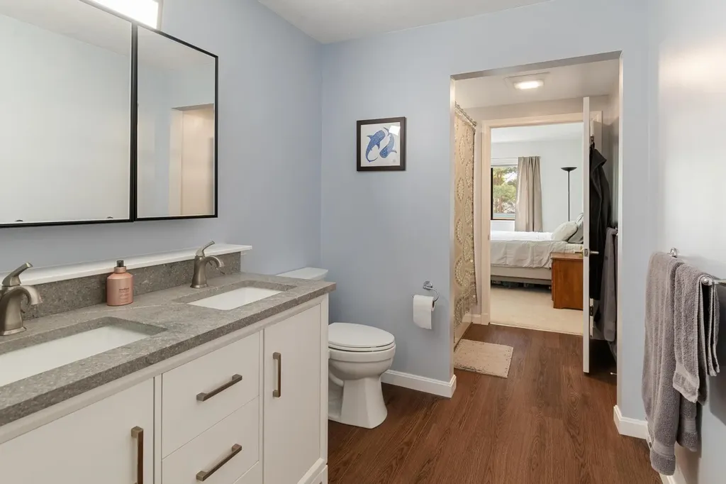 10 Kellogg Road Essex Junction VT 05452