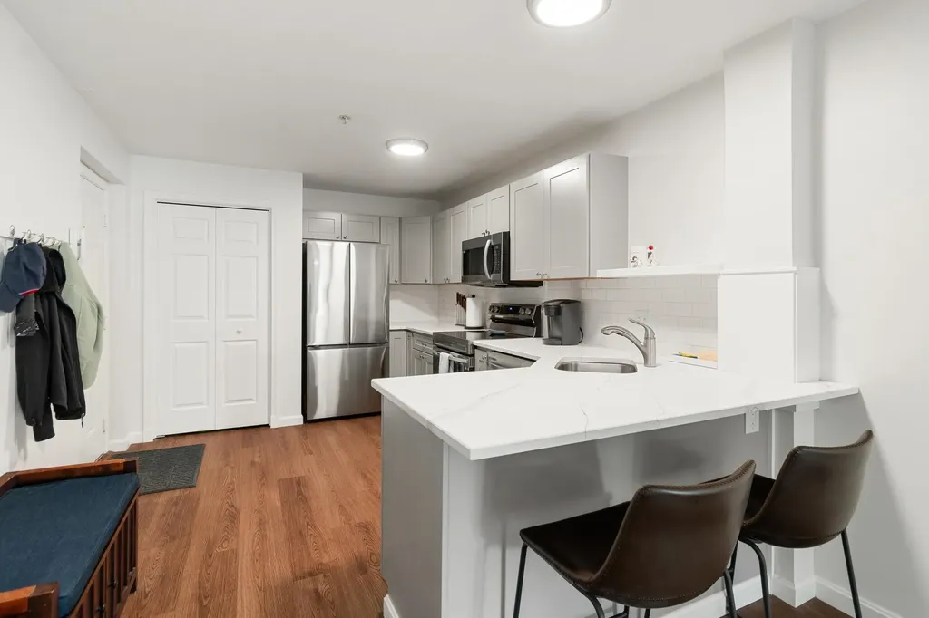 10 Kellogg Road Essex Junction VT 05452
