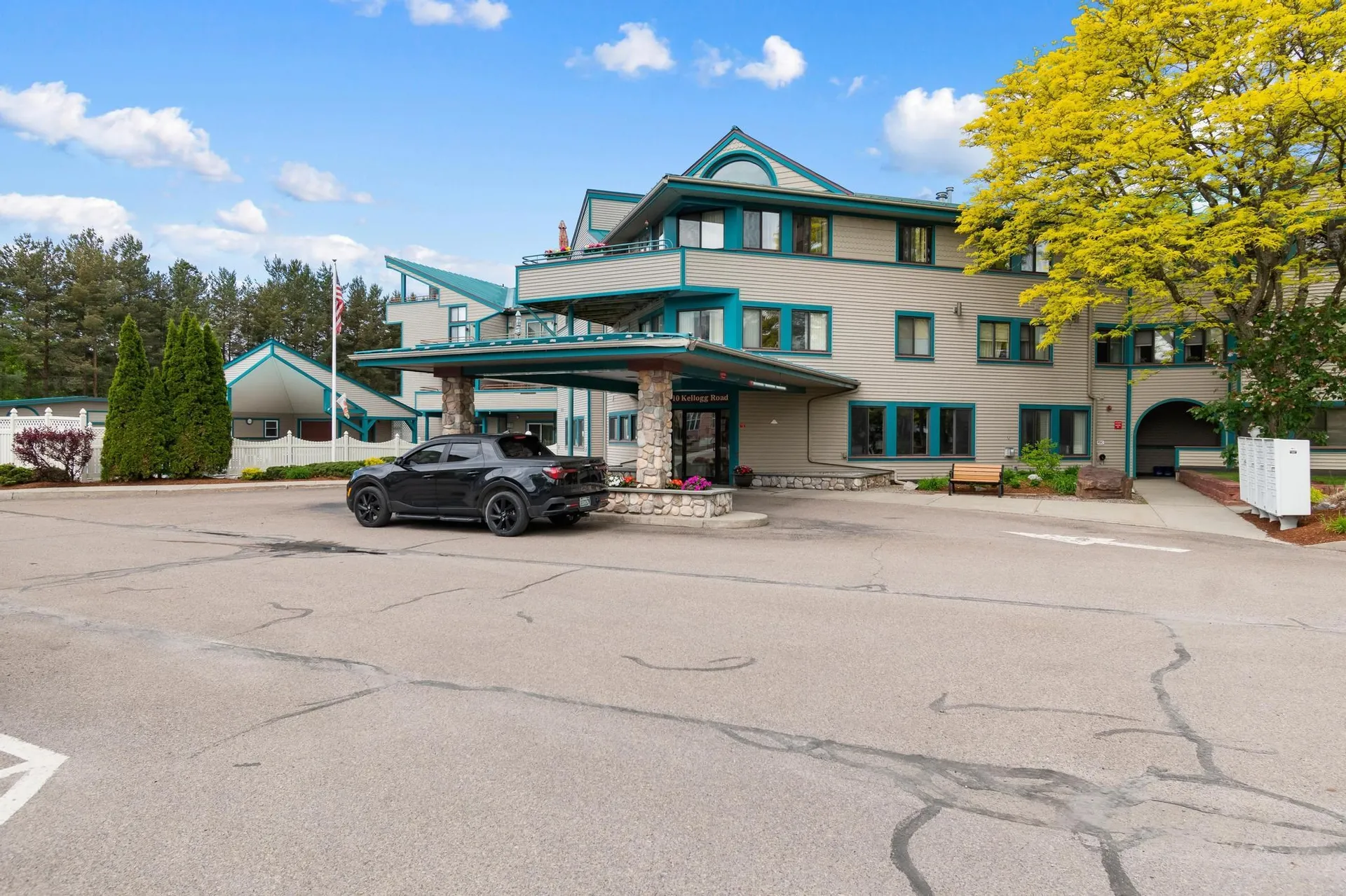 10 Kellogg Road Essex Junction VT 05452