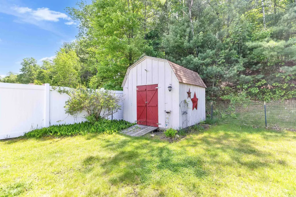 330 Joseph Street Extension Manchester NH 03102