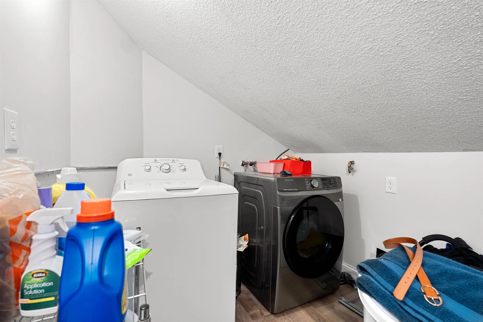 258 Stonebridge Drive Nashua NH 03063