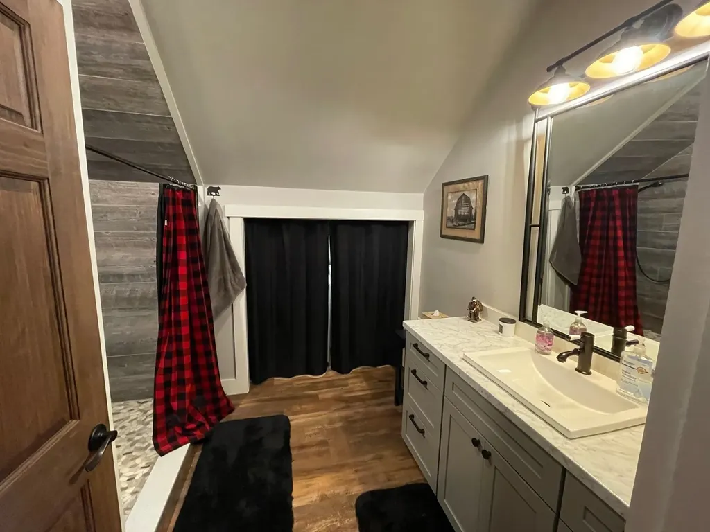 22 Mackenna Way Errol NH 03579