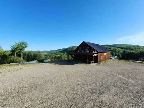 22 Mackenna Way Errol NH 03579