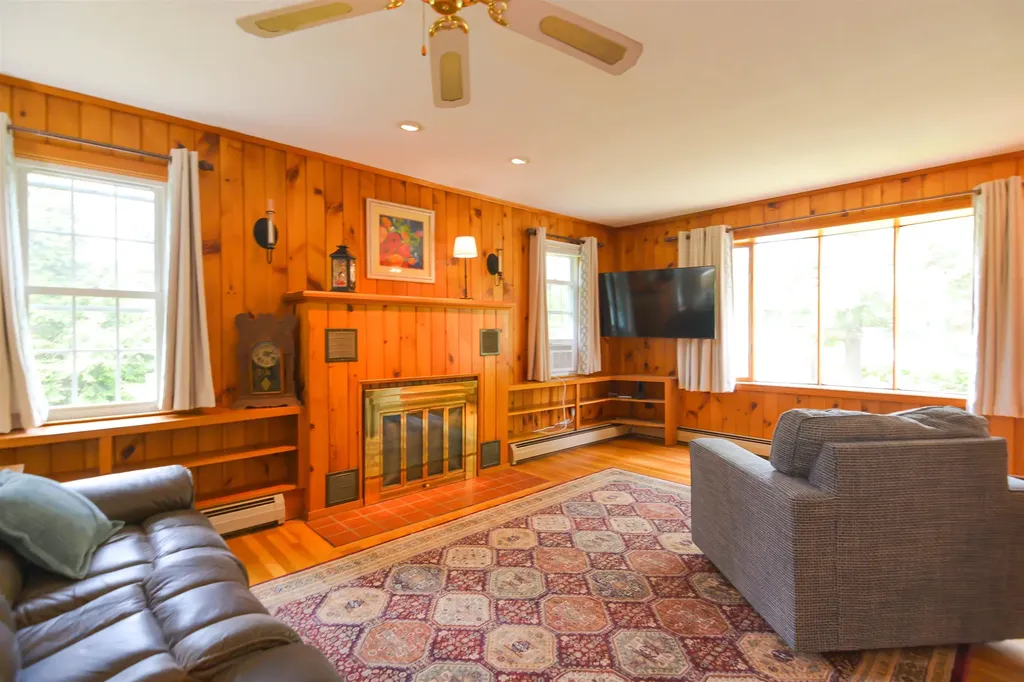 789 Old Homestead Highway Swanzey NH 03446