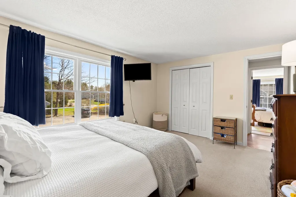 50 Brookside Drive Exeter NH 03033