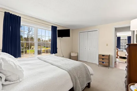 50 Brookside Drive Exeter NH 03033