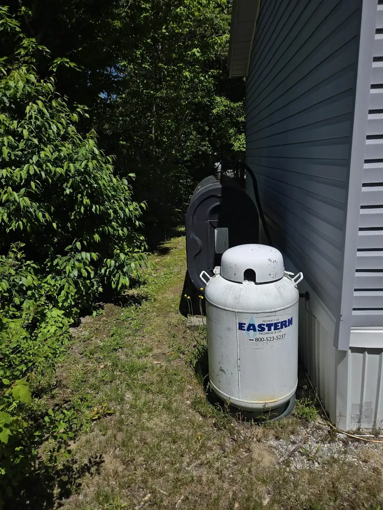 29 Fairway Avenue Newport NH 03773