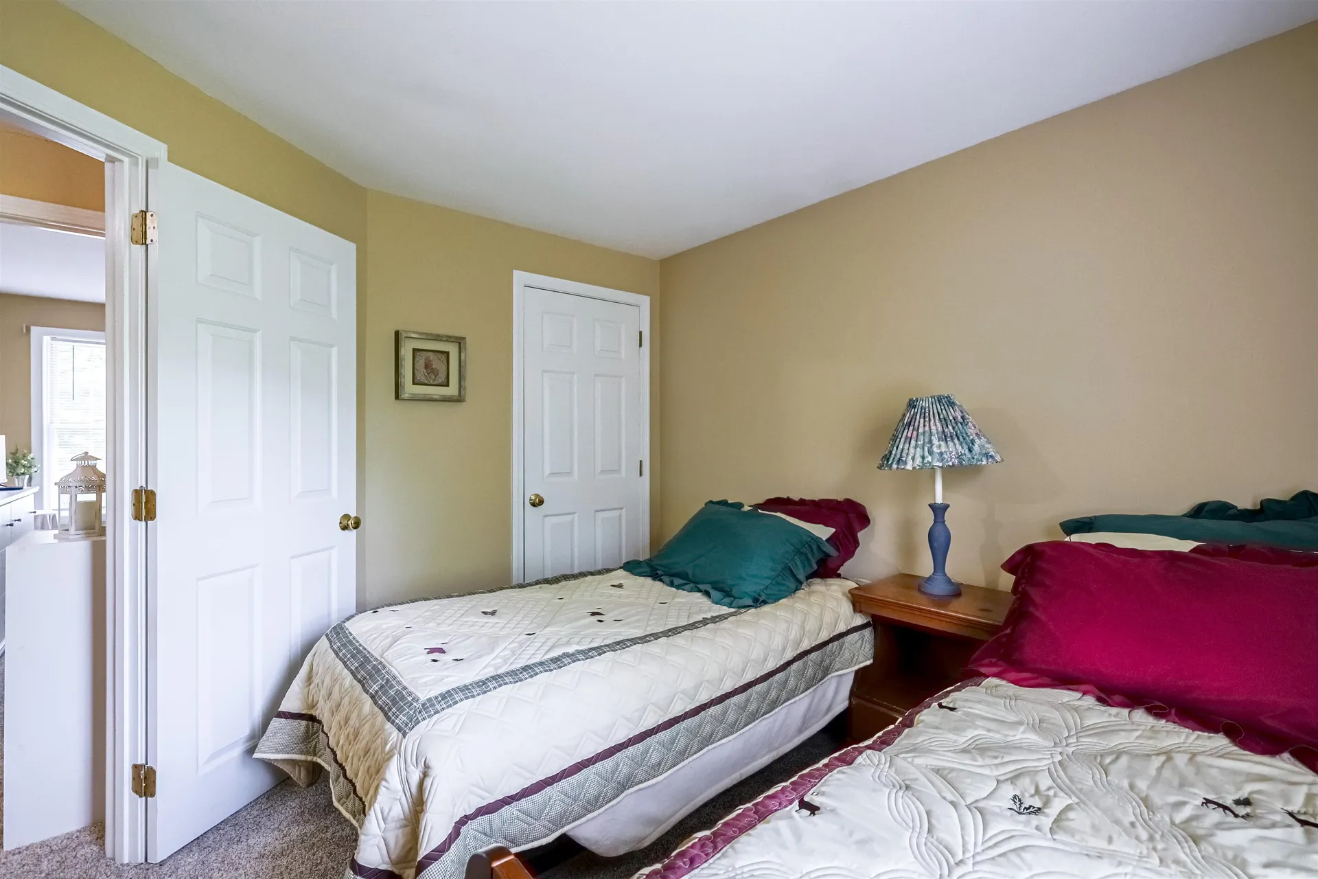 96 Dublin Avenue Nashua NH 03063