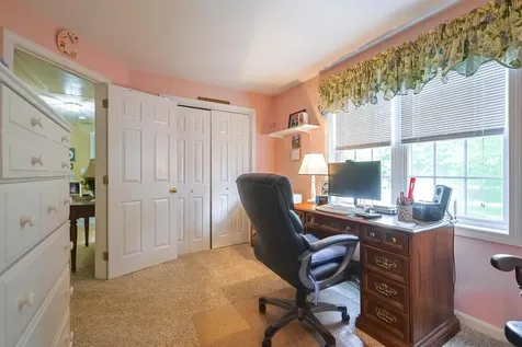 96 Dublin Avenue Nashua NH 03063