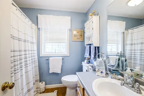 96 Dublin Avenue Nashua NH 03063