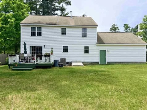 96 Dublin Avenue Nashua NH 03063