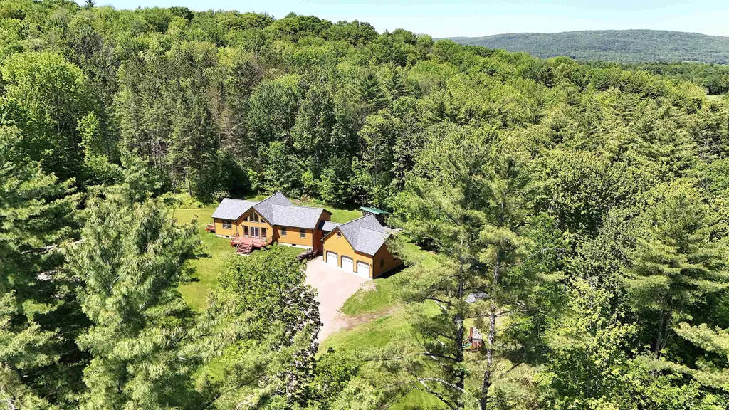349 Old # 11 Road Westford VT 05494