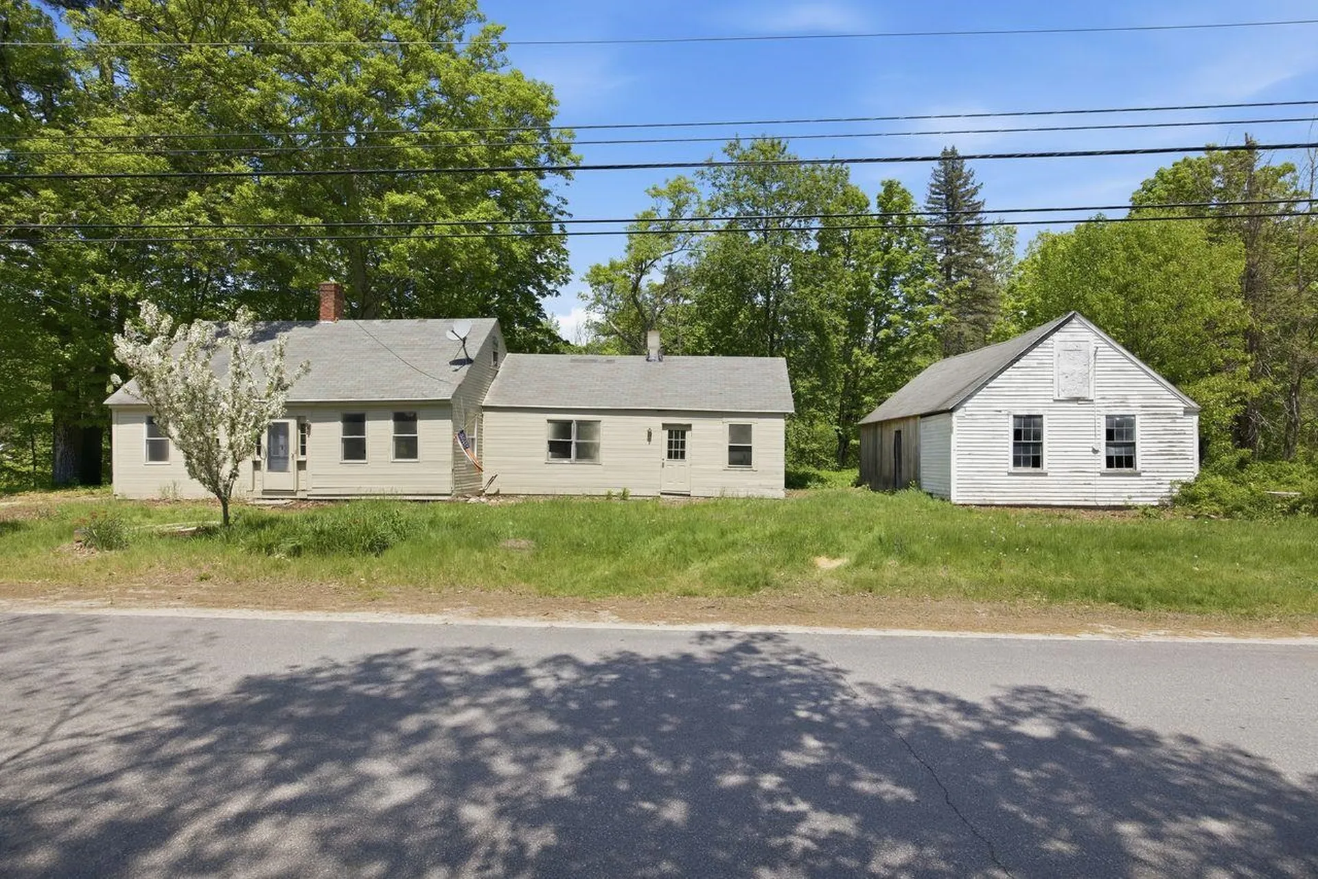 307 School Street Rumney NH 03266
