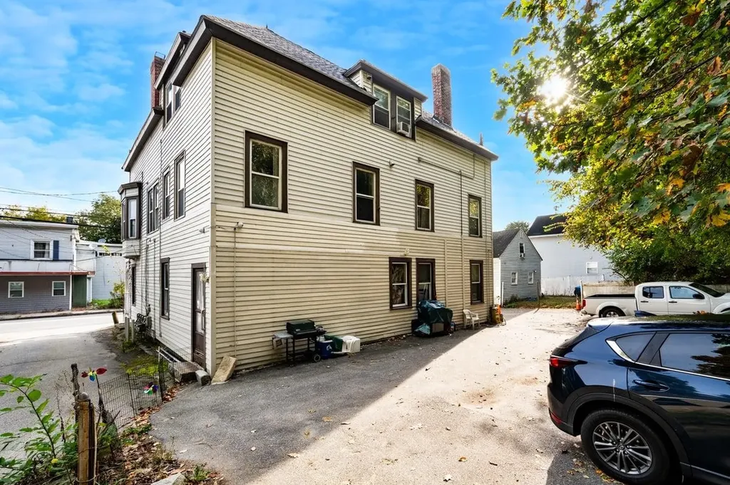 272 Front Street Manchester NH 03102