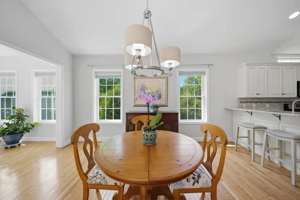 26 Pepper Hill Road Londonderry NH 03053