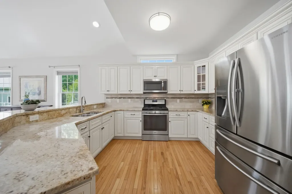 26 Pepper Hill Road Londonderry NH 03053