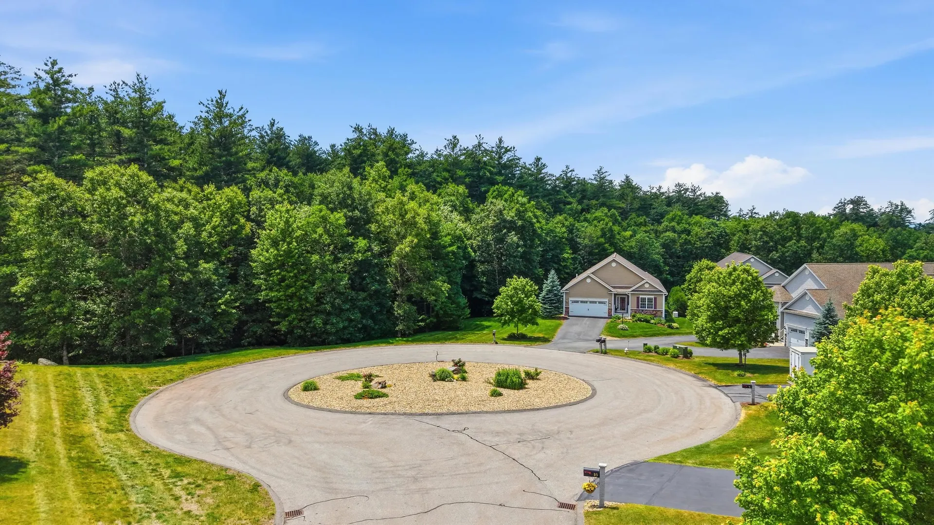 26 Pepper Hill Road Londonderry NH 03053