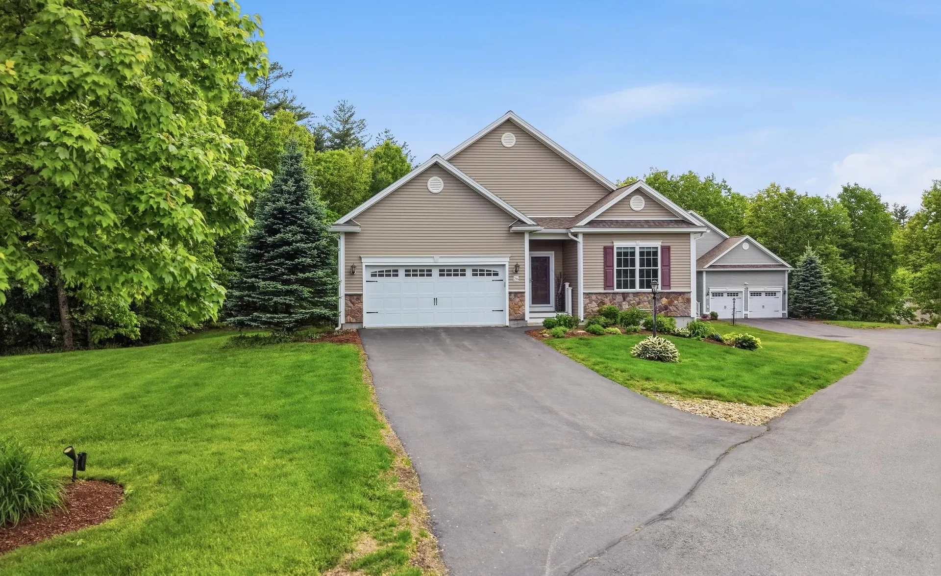 26 Pepper Hill Road Londonderry NH 03053