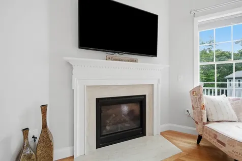 26 Pepper Hill Road Londonderry NH 03053