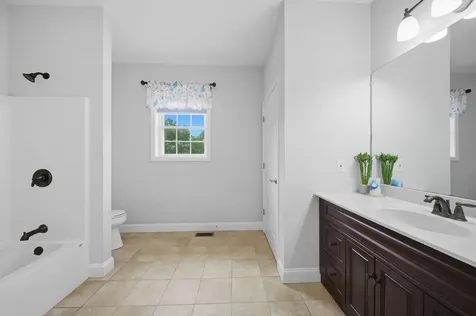 26 Pepper Hill Road Londonderry NH 03053